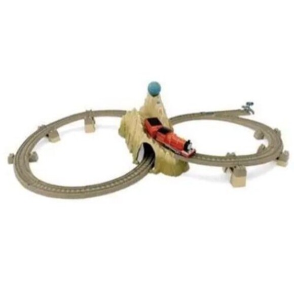 Thomas & Friends Trackmaster Motorized Train Flip Face James at Boulder Mountain - Picture 1 of 16